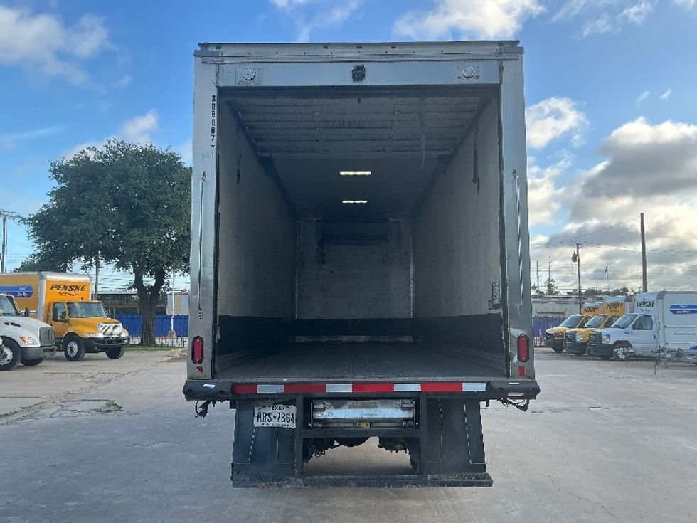 Refrigerated Truck-Light and Medium Duty Trucks-International-2020-MV607-Dallas-TX-270,930\n\t\tmiles-$ 26,250 - Image 8