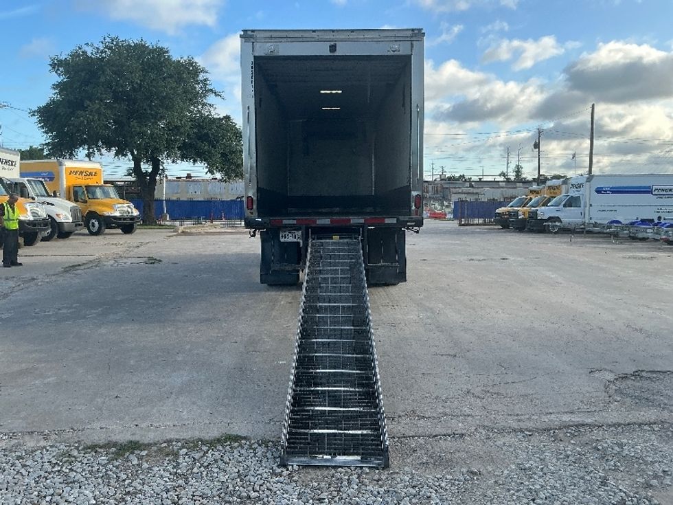 Refrigerated Truck-Light and Medium Duty Trucks-International-2020-MV607-Dallas-TX-270,930\n\t\tmiles-$ 26,250 - Image 9