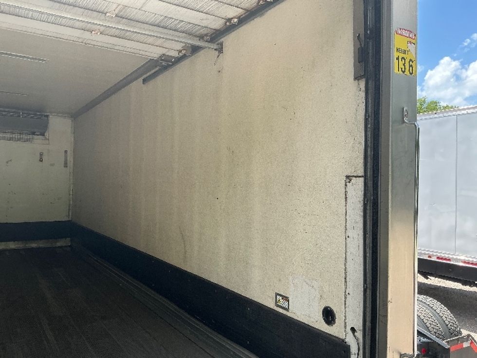 Refrigerated Truck-Light and Medium Duty Trucks-International-2020-MV607-Dallas-TX-288,143\n\t\tmiles-$ 29,000 - Image 12