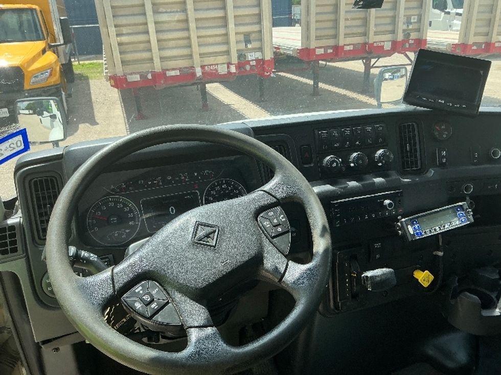 Refrigerated Truck-Light and Medium Duty Trucks-International-2020-MV607-Dallas-TX-288,143\n\t\tmiles-$ 29,000 - Image 18