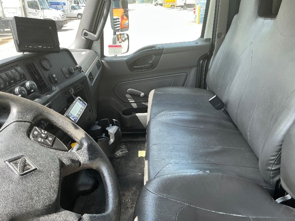 Refrigerated Truck-Light and Medium Duty Trucks-International-2020-MV607-Dallas-TX-288,143\n\t\tmiles-$ 29,000 - Image 19