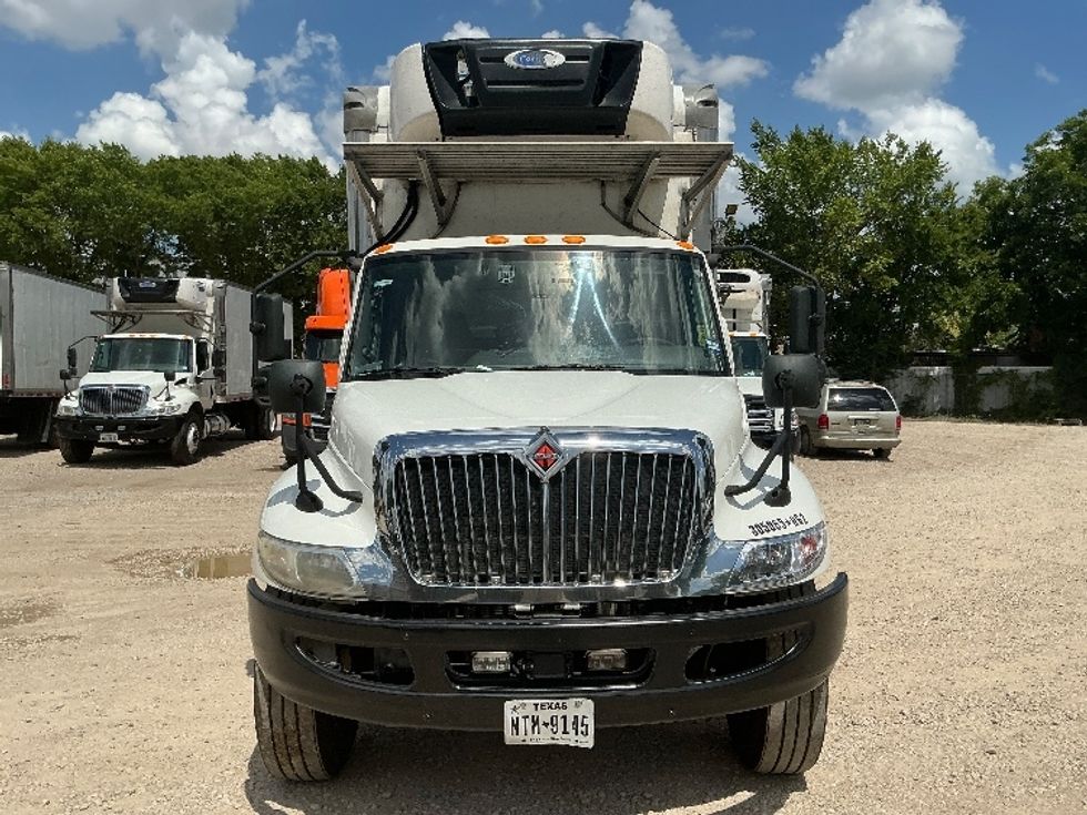 Refrigerated Truck-Light and Medium Duty Trucks-International-2020-MV607-Dallas-TX-288,143\n\t\tmiles-$ 29,000 - Image 2