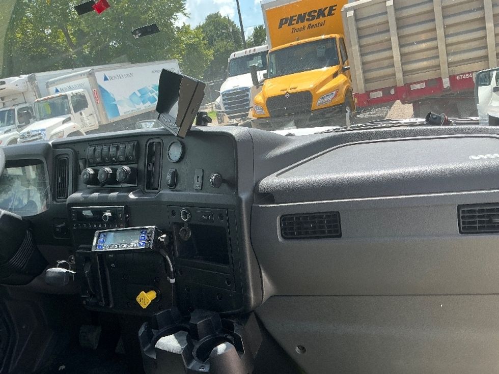 Refrigerated Truck-Light and Medium Duty Trucks-International-2020-MV607-Dallas-TX-288,143\n\t\tmiles-$ 29,000 - Image 21