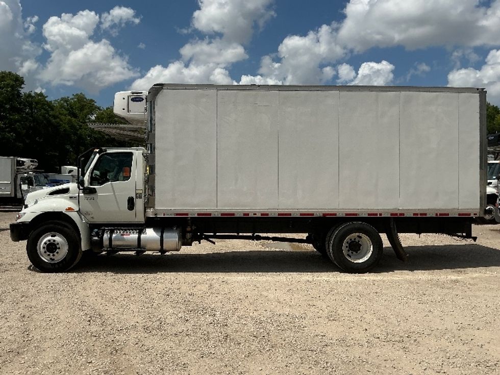Refrigerated Truck-Light and Medium Duty Trucks-International-2020-MV607-Dallas-TX-288,143\n\t\tmiles-$ 29,000 - Image 4