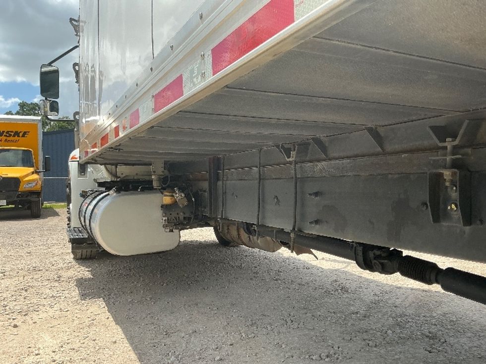 Refrigerated Truck-Light and Medium Duty Trucks-International-2020-MV607-Dallas-TX-288,143\n\t\tmiles-$ 29,000 - Image 5