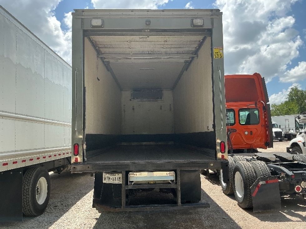 Refrigerated Truck-Light and Medium Duty Trucks-International-2020-MV607-Dallas-TX-288,143\n\t\tmiles-$ 29,000 - Image 8