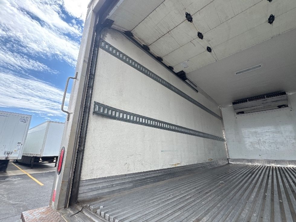 Refrigerated Truck-Light and Medium Duty Trucks-International-2020-MV607-Denver-CO-152,338\n\t\tmiles-$ 45,750 - Image 10