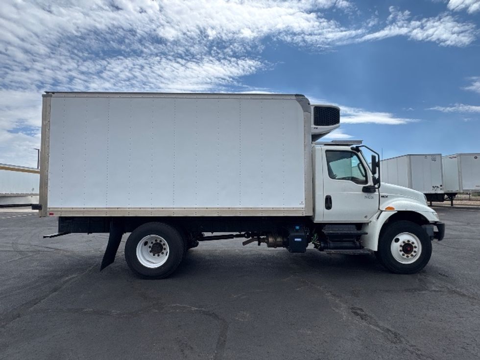 Refrigerated Truck-Light and Medium Duty Trucks-International-2020-MV607-Denver-CO-152,338\n\t\tmiles-$ 45,750 - Image 14