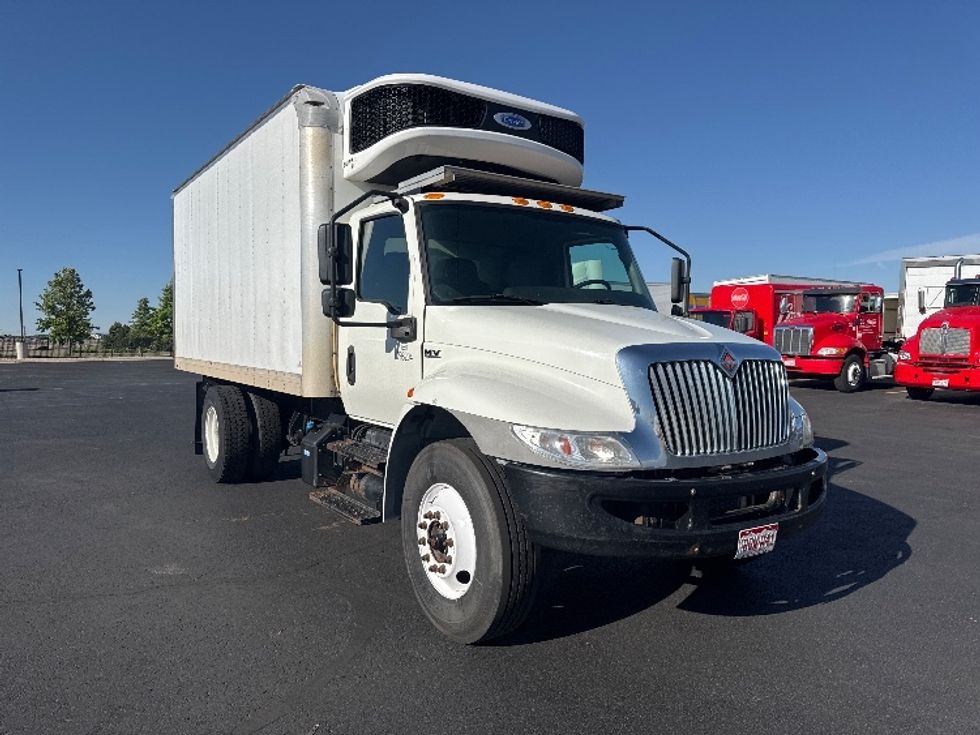 Refrigerated Truck-Light and Medium Duty Trucks-International-2020-MV607-Denver-CO-192,707\n\t\tmiles-$ 37,750 - Image 1