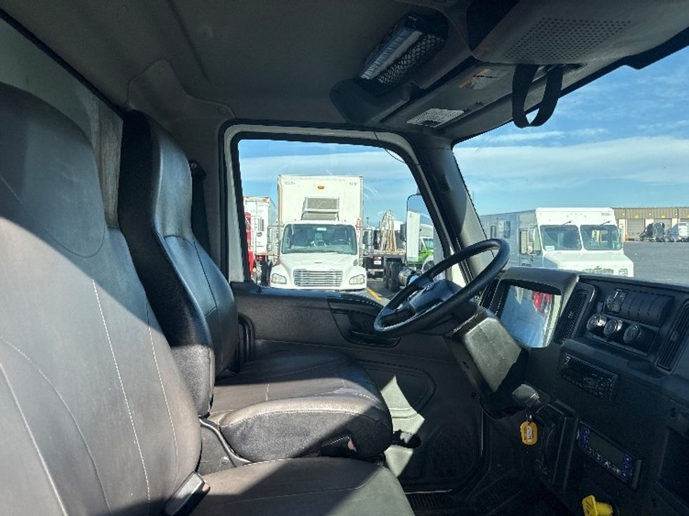 Refrigerated Truck-Light and Medium Duty Trucks-International-2020-MV607-Denver-CO-192,707\n\t\tmiles-$ 37,750 - Image 21