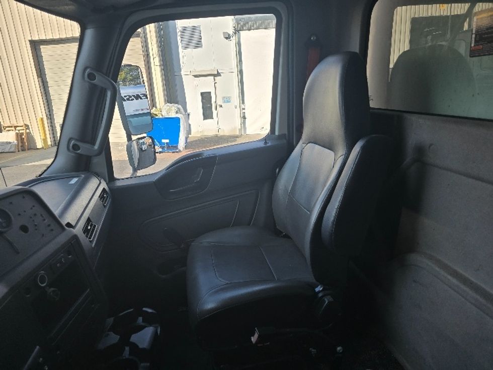 Refrigerated Truck-Light and Medium Duty Trucks-International-2020-MV607-Duluth-GA-293,995\n\t\tmiles-$ 53,000 - Image 19
