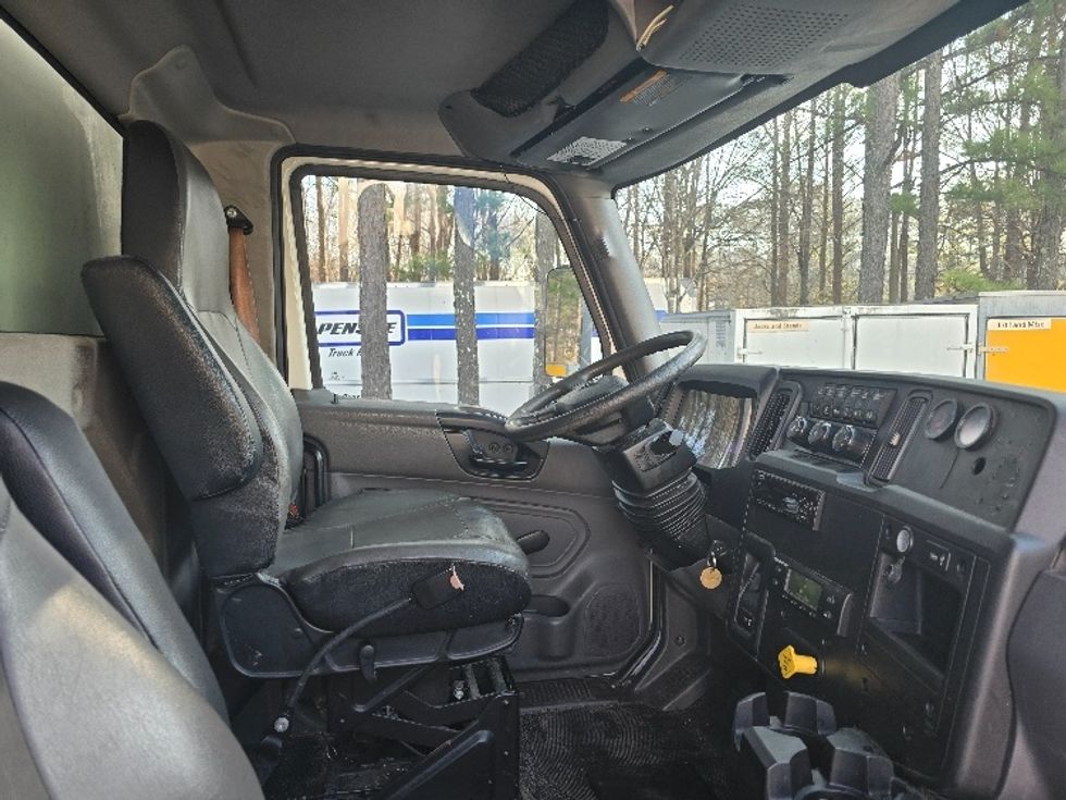 Refrigerated Truck-Light and Medium Duty Trucks-International-2020-MV607-Duluth-GA-293,995\n\t\tmiles-$ 53,000 - Image 22