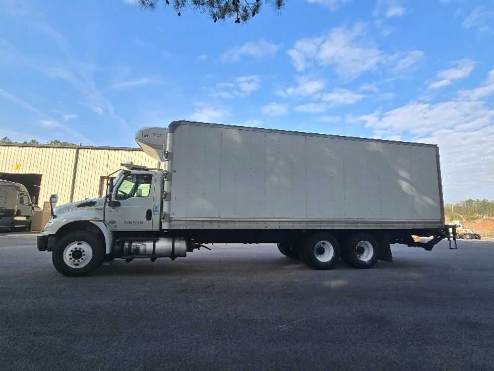 Refrigerated Truck-Light and Medium Duty Trucks-International-2020-MV607-Duluth-GA-293,995\n\t\tmiles-$ 53,000 - Image 4