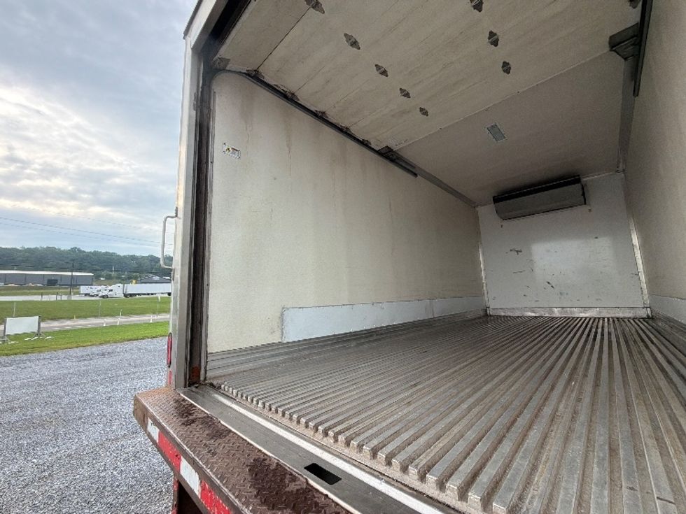 Refrigerated Truck-Light and Medium Duty Trucks-International-2020-MV607-Duncansville-PA-126,483\n\t\tmiles-$ 53,000 - Image 10