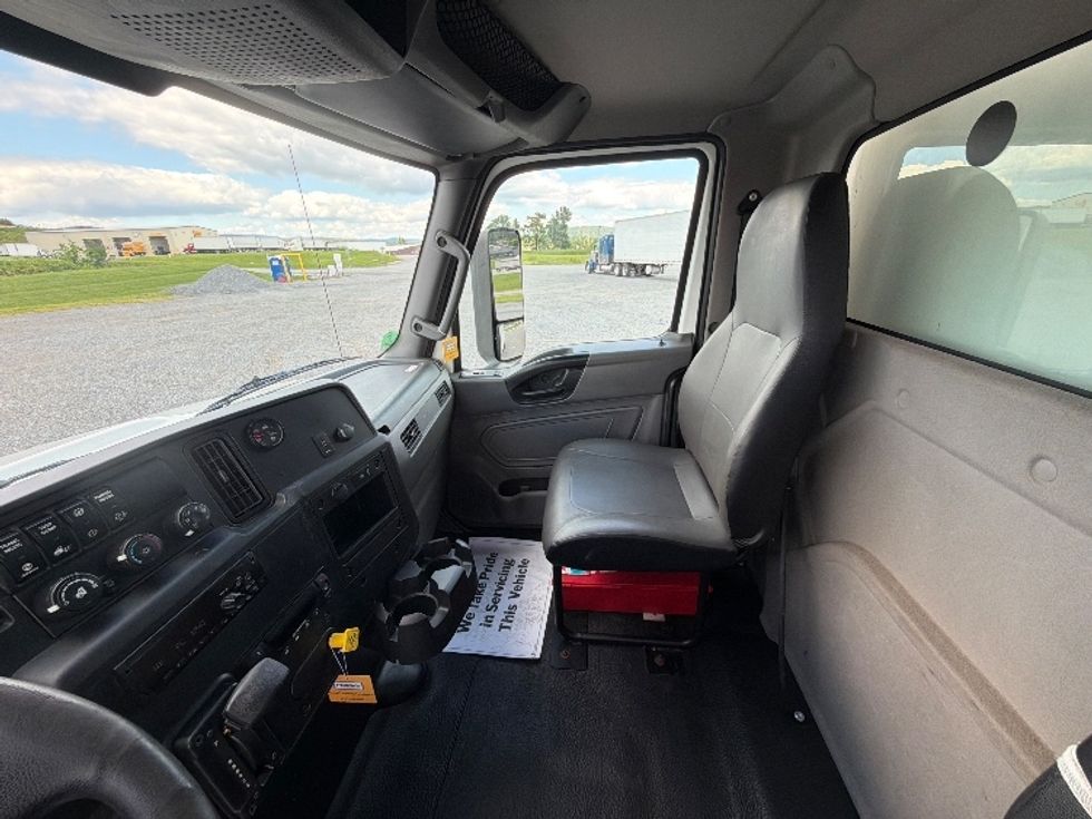 Refrigerated Truck-Light and Medium Duty Trucks-International-2020-MV607-Duncansville-PA-126,483\n\t\tmiles-$ 53,000 - Image 18