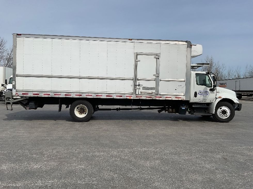 Refrigerated Truck-Light and Medium Duty Trucks-International-2020-MV607-East Chicago-IN-207,664\n\t\tmiles-$ 57,250 - Image 15