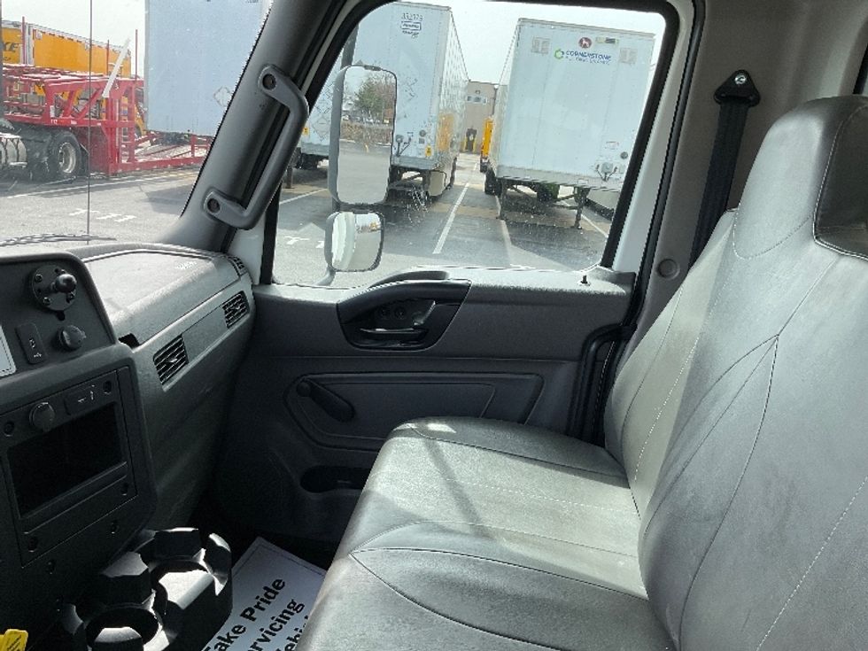 Refrigerated Truck-Light and Medium Duty Trucks-International-2020-MV607-East Chicago-IN-207,664\n\t\tmiles-$ 57,250 - Image 19