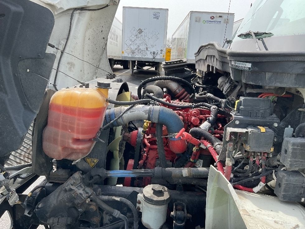 Refrigerated Truck-Light and Medium Duty Trucks-International-2020-MV607-East Chicago-IN-207,664\n\t\tmiles-$ 57,250 - Image 24