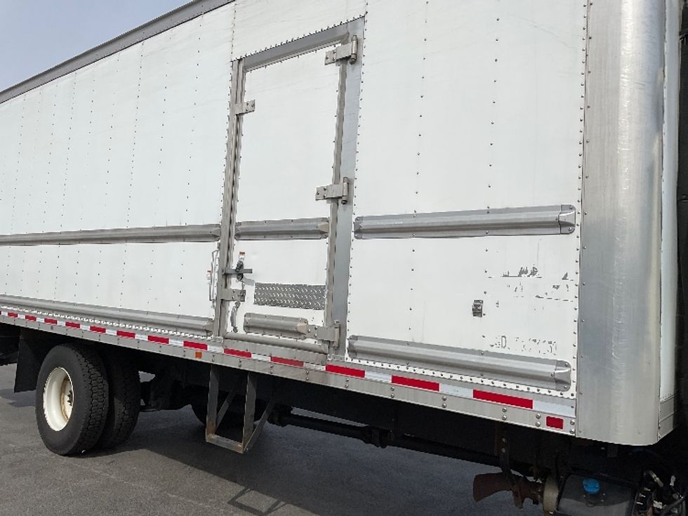 Refrigerated Truck-Light and Medium Duty Trucks-International-2020-MV607-East Chicago-IN-207,664\n\t\tmiles-$ 57,250 - Image 26