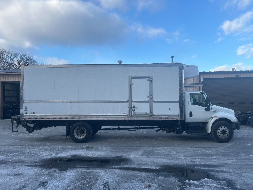 Refrigerated Truck-Light and Medium Duty Trucks-International-2020-MV607-Edison-NJ-166,834\n\t\tmiles-$ 54,000 - Image 15