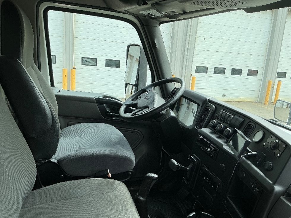 Refrigerated Truck-Light and Medium Duty Trucks-International-2020-MV607-Edmonton-AB-163,777\n\t\tkm-$ 79,750 - Image 21
