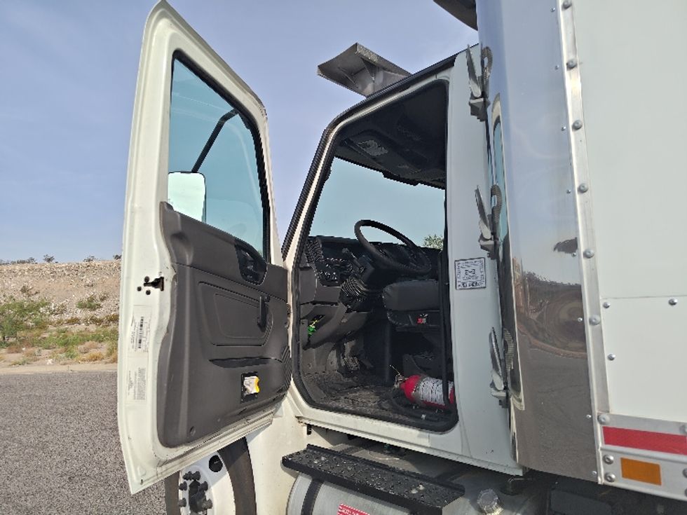 Refrigerated Truck-Light and Medium Duty Trucks-International-2020-MV607-El Paso-TX-168,321\n\t\tmiles-$ 51,750 - Image 15