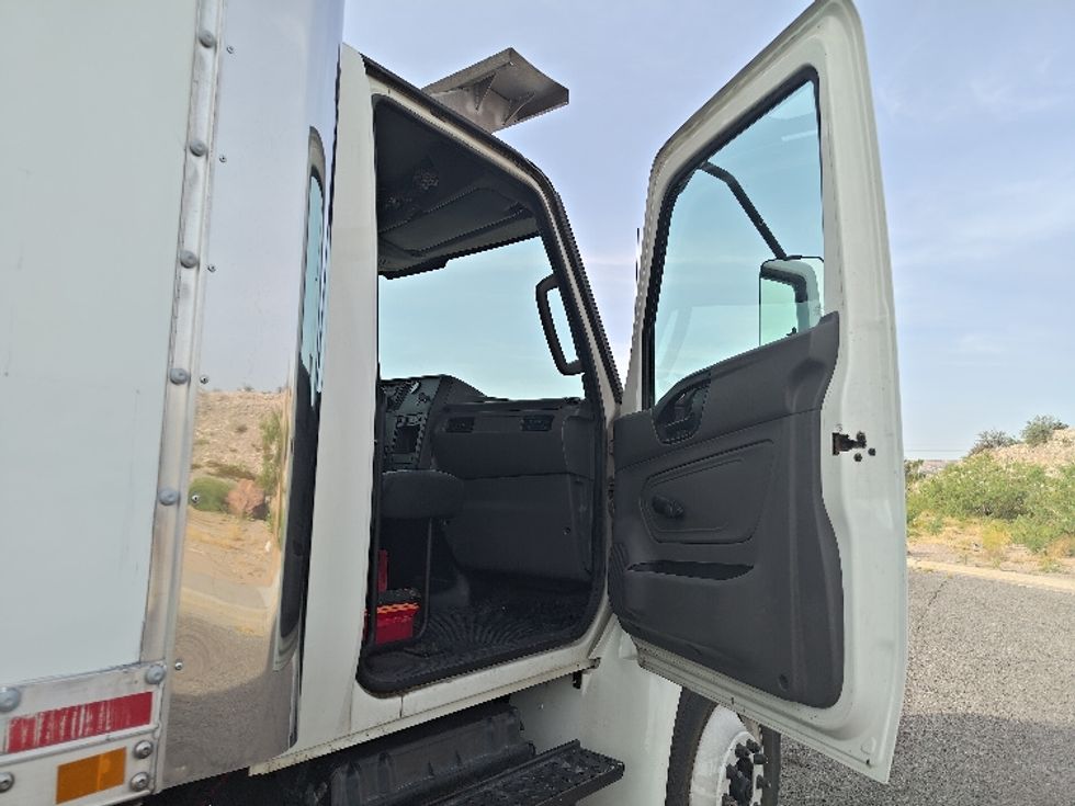 Refrigerated Truck-Light and Medium Duty Trucks-International-2020-MV607-El Paso-TX-168,321\n\t\tmiles-$ 51,750 - Image 19