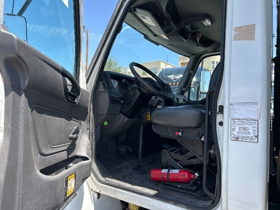 Refrigerated Truck-Light and Medium Duty Trucks-International-2020-MV607-El Paso-TX-215,686\n\t\tmiles-$ 50,250 - Image 16