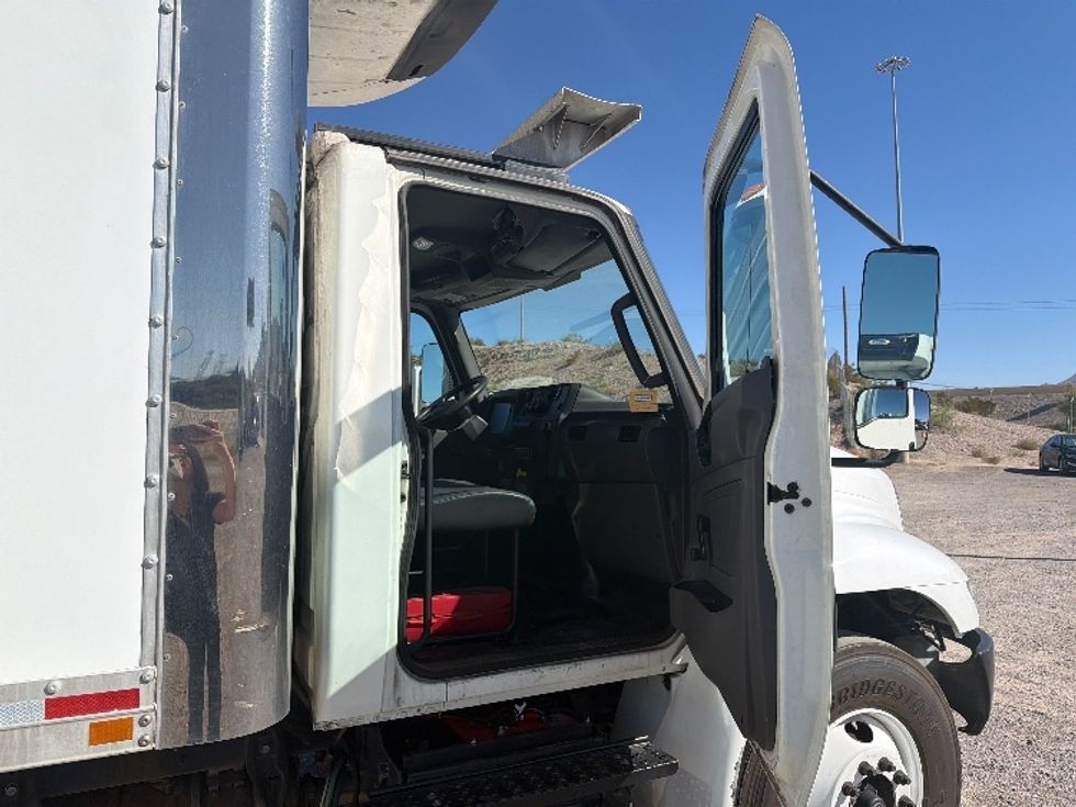 Refrigerated Truck-Light and Medium Duty Trucks-International-2020-MV607-El Paso-TX-224,570\n\t\tmiles-$ 46,250 - Image 19