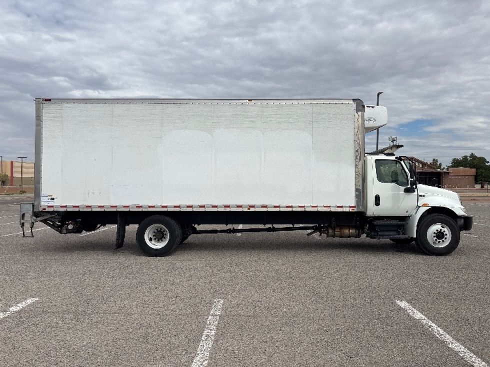 Refrigerated Truck-Light and Medium Duty Trucks-International-2020-MV607-El Paso-TX-225,660\n\t\tmiles-$ 46,250 - Image 15