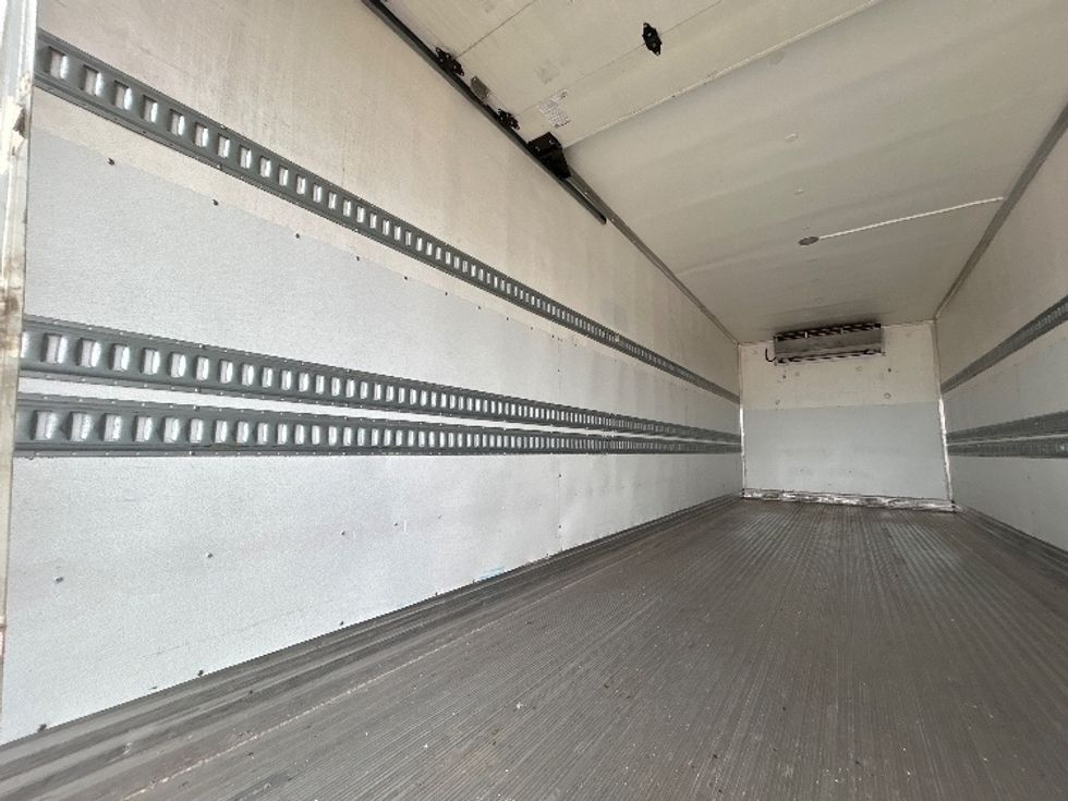 Refrigerated Truck-Light and Medium Duty Trucks-International-2020-MV607-El Paso-TX-81,327\n\t\tmiles-$ 65,500 - Image 11