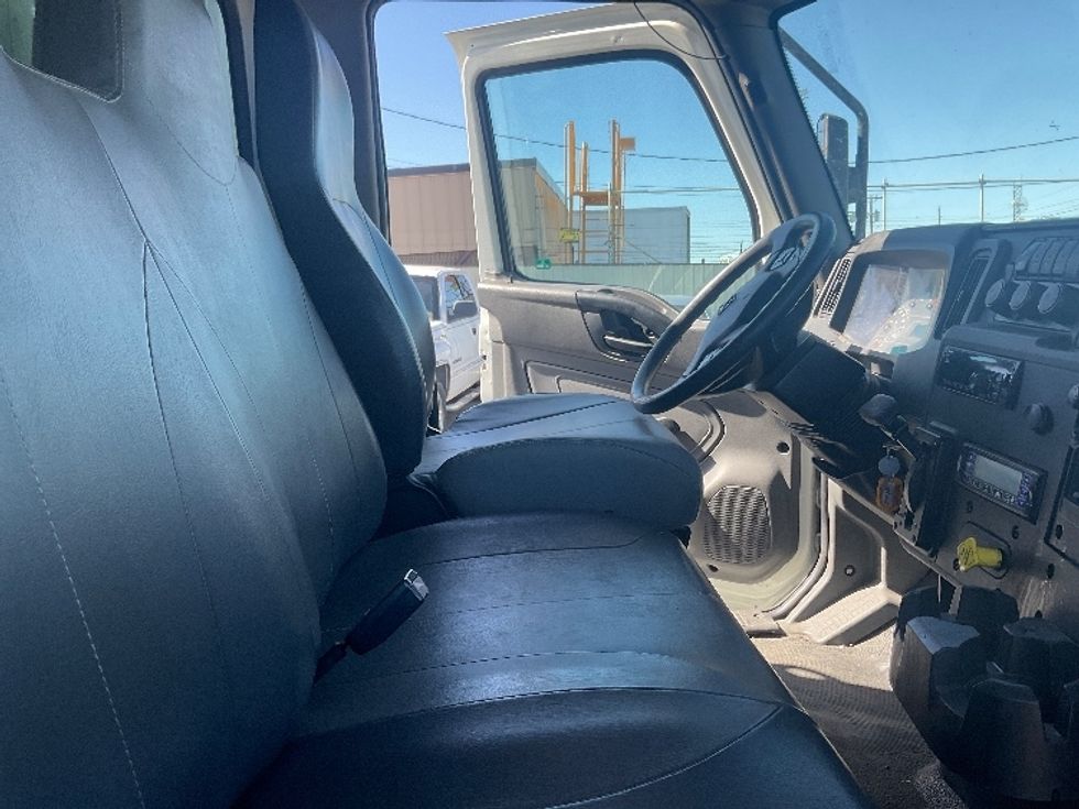 Refrigerated Truck-Light and Medium Duty Trucks-International-2020-MV607-El Paso-TX-81,327\n\t\tmiles-$ 65,500 - Image 22