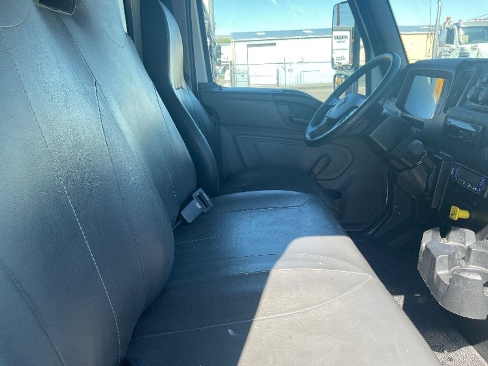Refrigerated Truck-Light and Medium Duty Trucks-International-2020-MV607-El Paso-TX-92,529\n\t\tmiles-$ 64,500 - Image 22