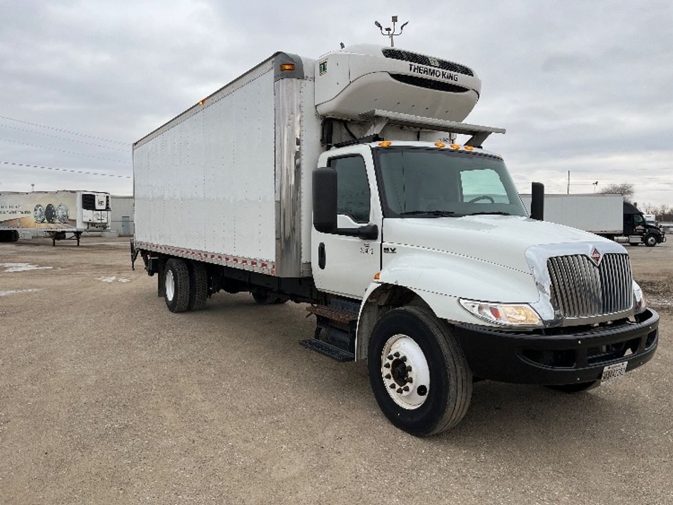 Refrigerated Truck-Light and Medium Duty Trucks-International-2020-MV607-Elkhart-IN-207,787\n\t\tmiles-$ 68,250 - Image 1