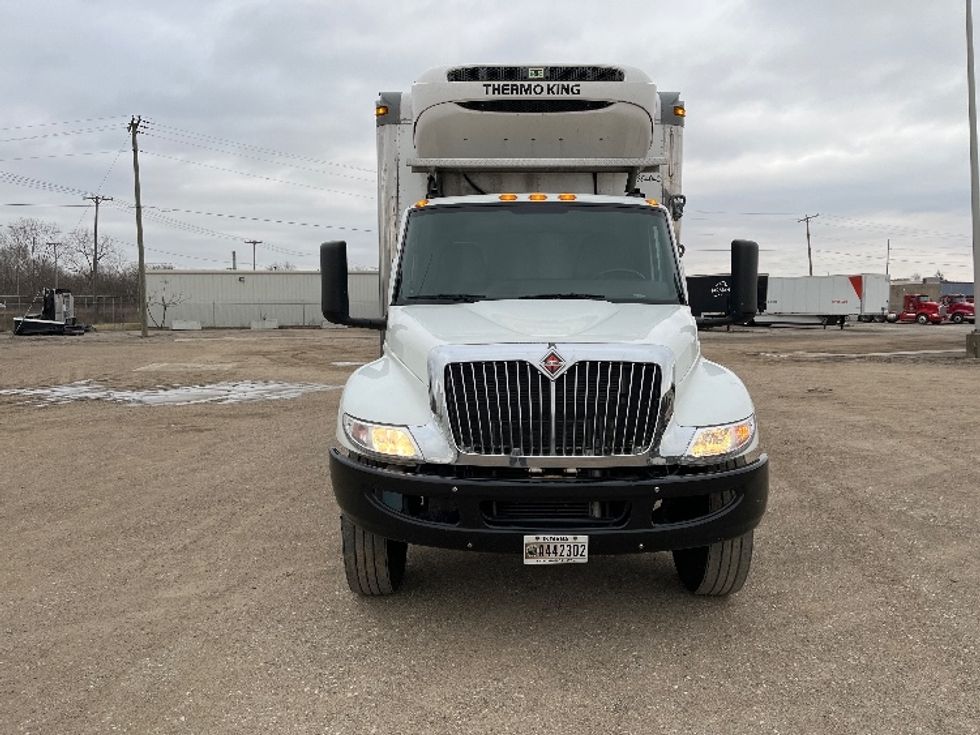 Refrigerated Truck-Light and Medium Duty Trucks-International-2020-MV607-Elkhart-IN-207,787\n\t\tmiles-$ 68,250 - Image 2