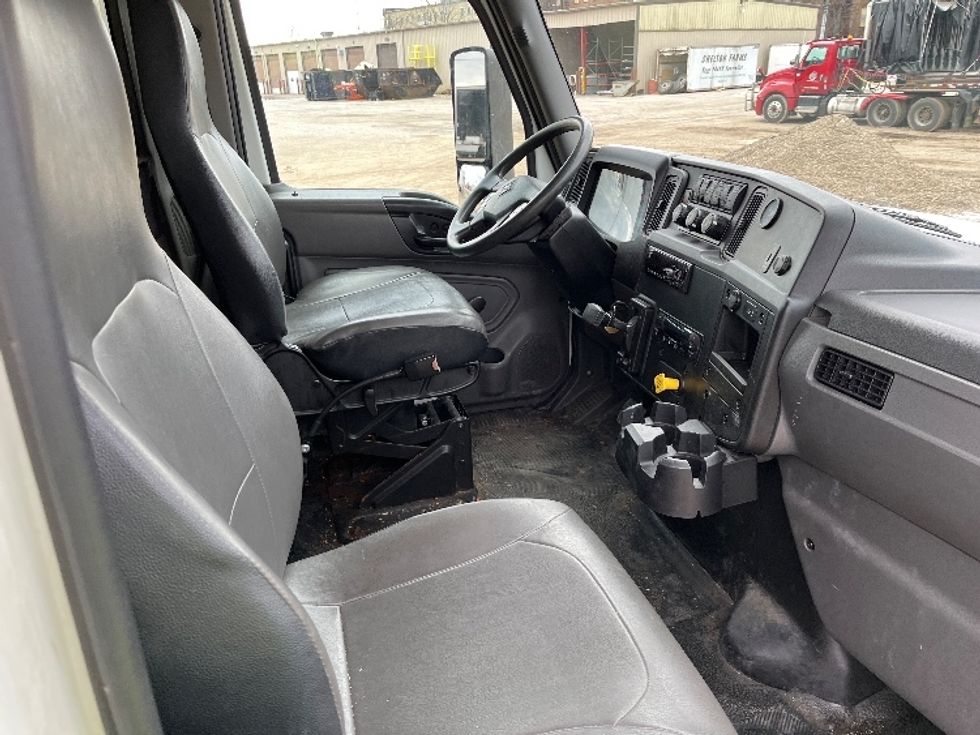 Refrigerated Truck-Light and Medium Duty Trucks-International-2020-MV607-Elkhart-IN-207,787\n\t\tmiles-$ 68,250 - Image 22