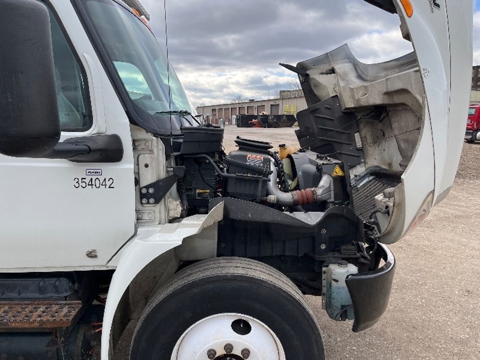 Refrigerated Truck-Light and Medium Duty Trucks-International-2020-MV607-Elkhart-IN-207,787\n\t\tmiles-$ 68,250 - Image 23