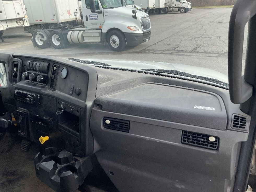 Refrigerated Truck-Light and Medium Duty Trucks-International-2020-MV607-Erlanger-KY-166,918\n\t\tmiles-$ 54,250 - Image 17