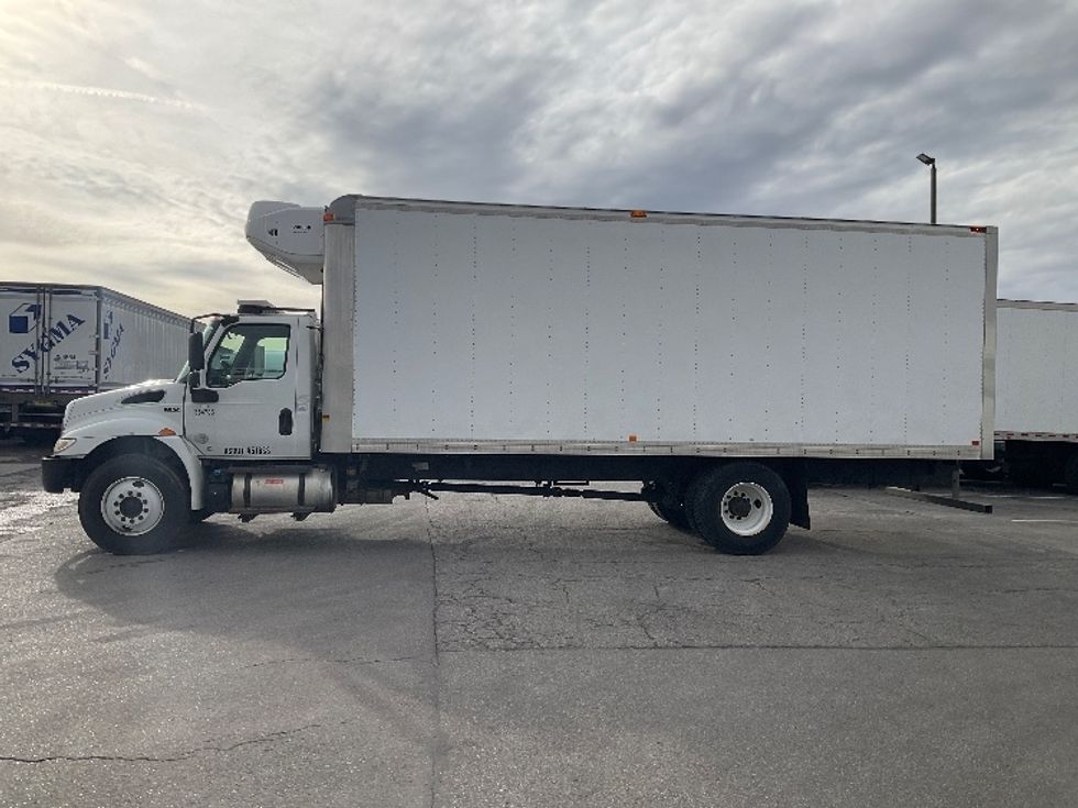 Refrigerated Truck-Light and Medium Duty Trucks-International-2020-MV607-Erlanger-KY-166,918\n\t\tmiles-$ 54,250 - Image 4
