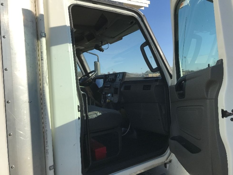 Refrigerated Truck-Light and Medium Duty Trucks-International-2020-MV607-Evansville-IN-164,430\n\t\tmiles-$ 46,500 - Image 19