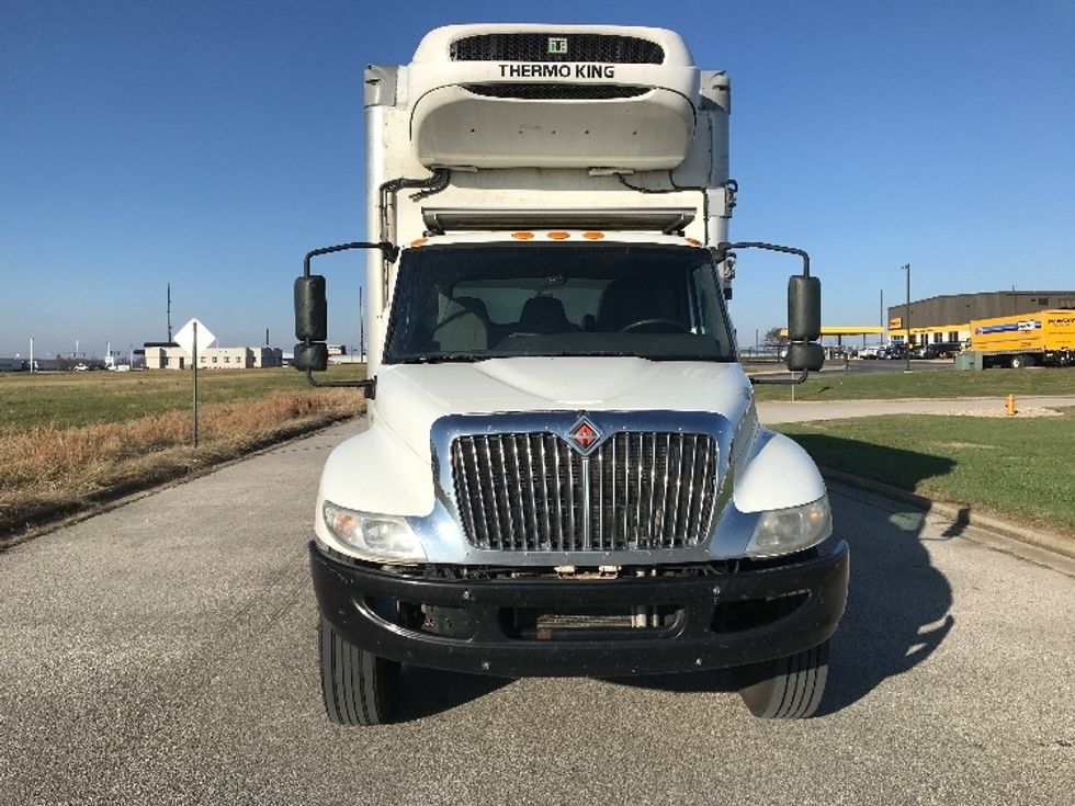Refrigerated Truck-Light and Medium Duty Trucks-International-2020-MV607-Evansville-IN-164,430\n\t\tmiles-$ 46,500 - Image 2