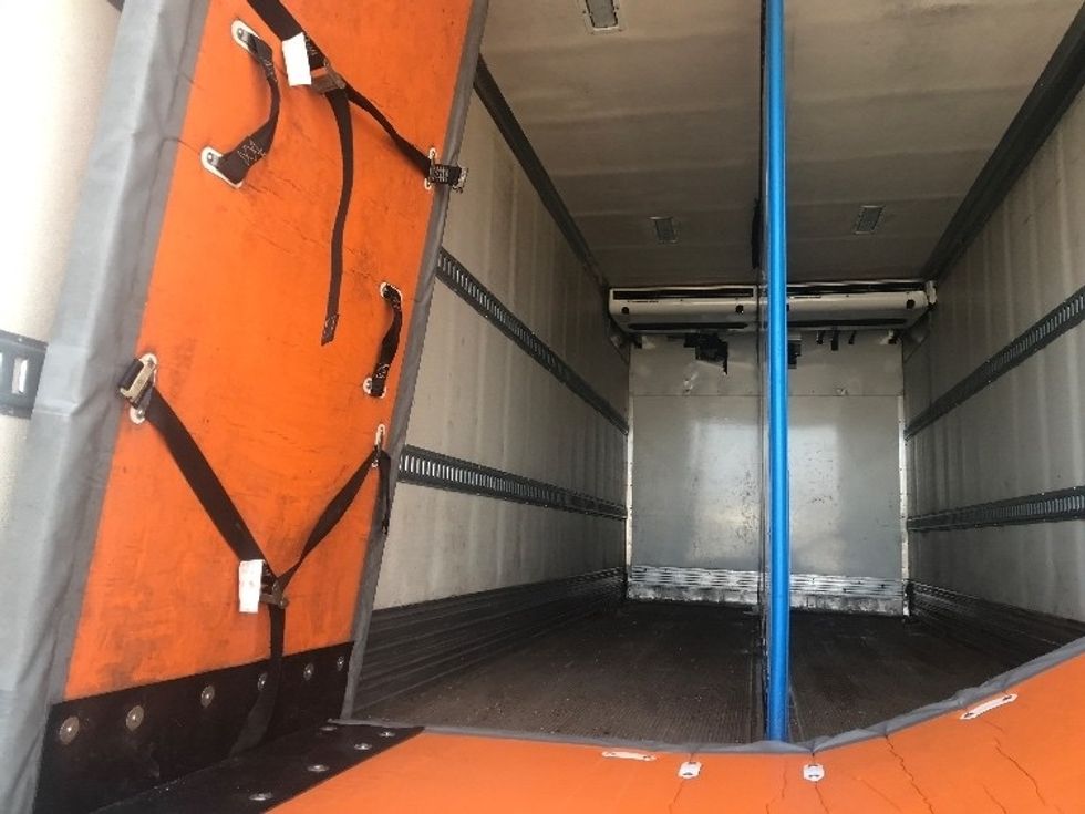 Refrigerated Truck-Light and Medium Duty Trucks-International-2020-MV607-Evansville-IN-195,609\n\t\tmiles-$ 42,500 - Image 11