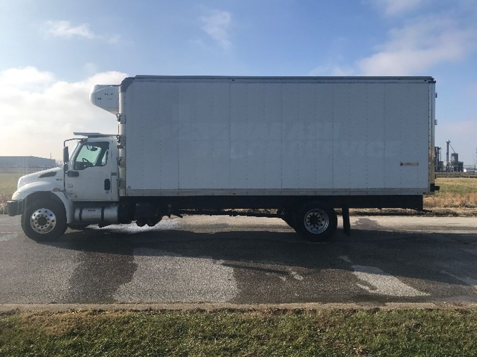 Refrigerated Truck-Light and Medium Duty Trucks-International-2020-MV607-Evansville-IN-195,609\n\t\tmiles-$ 42,500 - Image 4