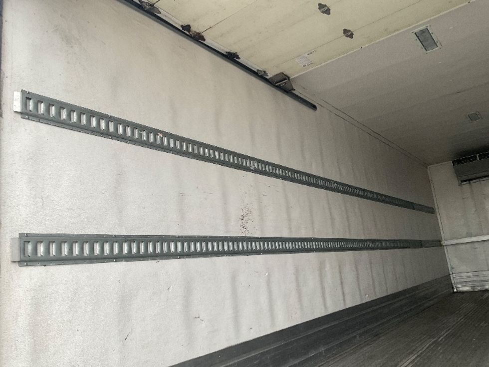 Refrigerated Truck-Light and Medium Duty Trucks-International-2020-MV607-Everett-WA-143,547\n\t\tmiles-$ 59,000 - Image 11