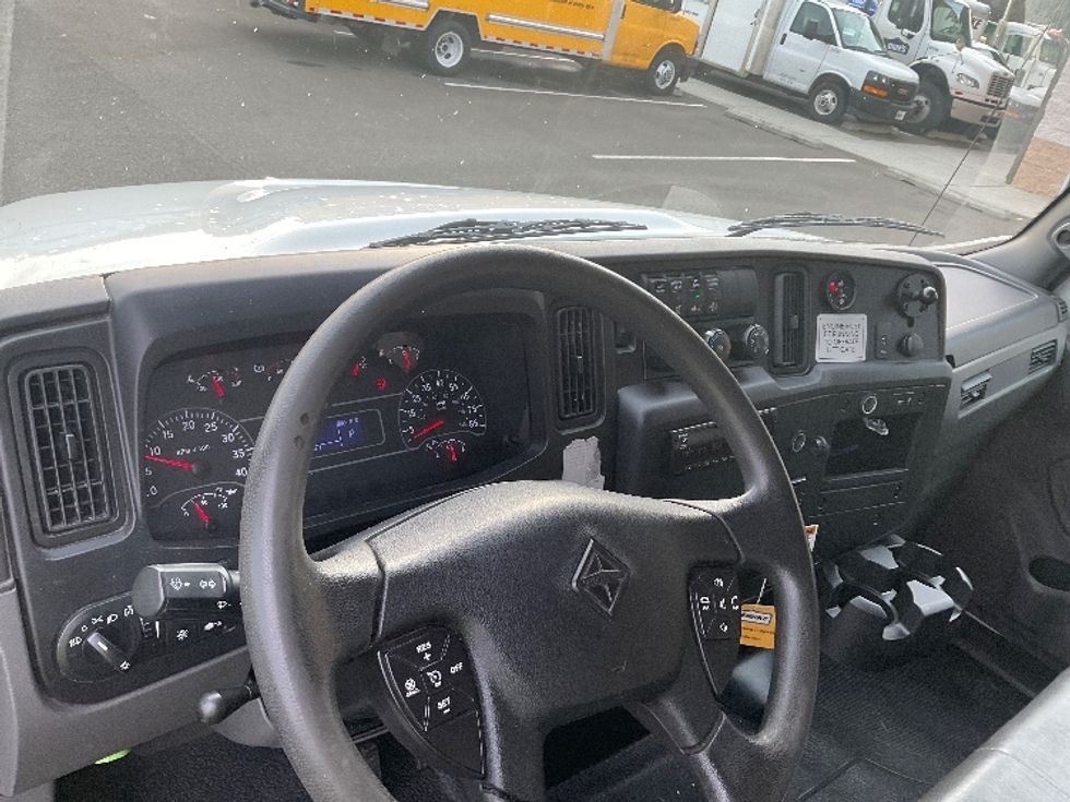 Refrigerated Truck-Light and Medium Duty Trucks-International-2020-MV607-Everett-WA-143,547\n\t\tmiles-$ 59,000 - Image 17