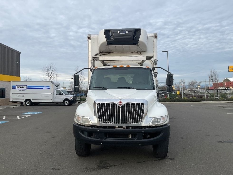 Refrigerated Truck-Light and Medium Duty Trucks-International-2020-MV607-Everett-WA-143,547\n\t\tmiles-$ 59,000 - Image 2
