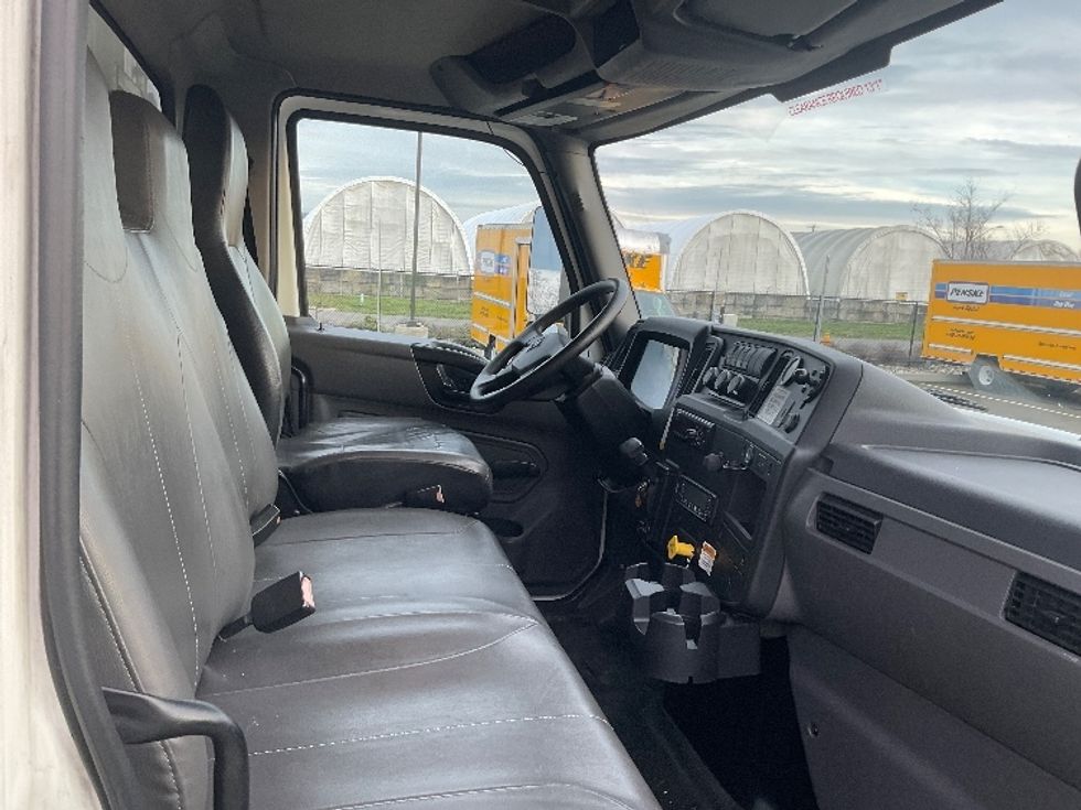 Refrigerated Truck-Light and Medium Duty Trucks-International-2020-MV607-Everett-WA-143,547\n\t\tmiles-$ 59,000 - Image 22