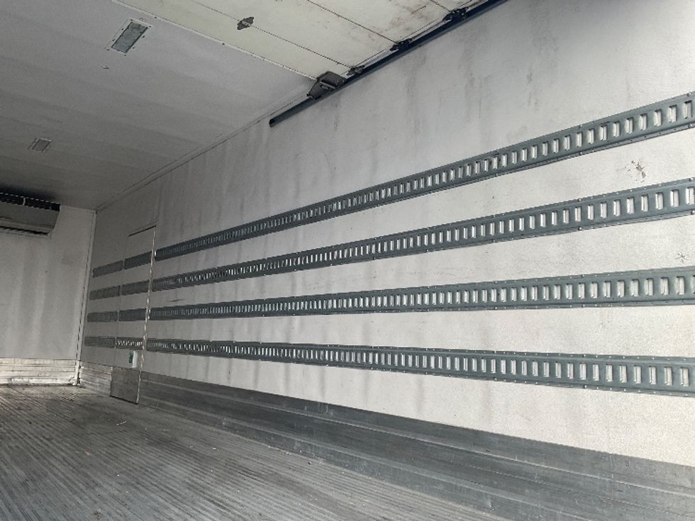 Refrigerated Truck-Light and Medium Duty Trucks-International-2020-MV607-Everett-WA-158,039\n\t\tmiles-$ 58,750 - Image 12