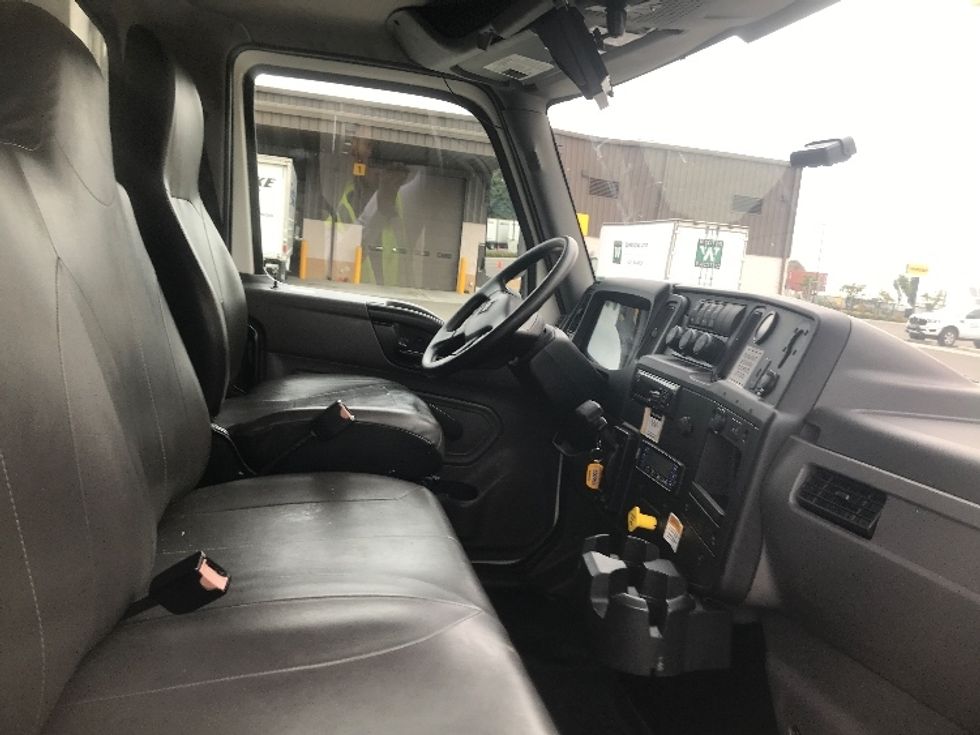 Refrigerated Truck-Light and Medium Duty Trucks-International-2020-MV607-Everett-WA-158,039\n\t\tmiles-$ 58,750 - Image 22