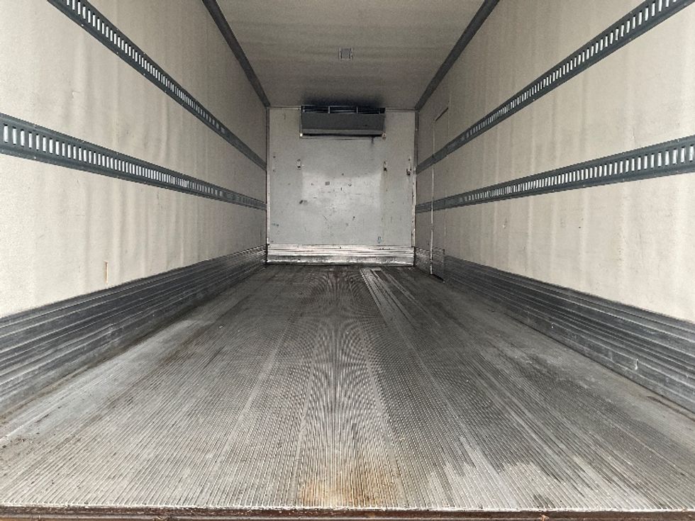 Refrigerated Truck-Light and Medium Duty Trucks-International-2020-MV607-Everett-WA-158,800\n\t\tmiles-$ 58,000 - Image 10